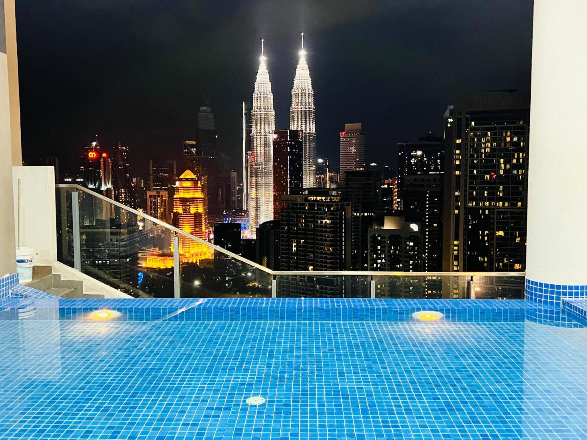 The Infinitum Kualalumpur Skypool Hotel Куала-Лумпур Экстерьер фото